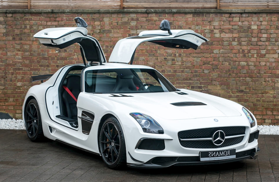 Замена аккумулятора Mercedes Sls