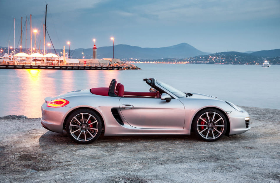 Замена аккумулятора Porsche Boxster